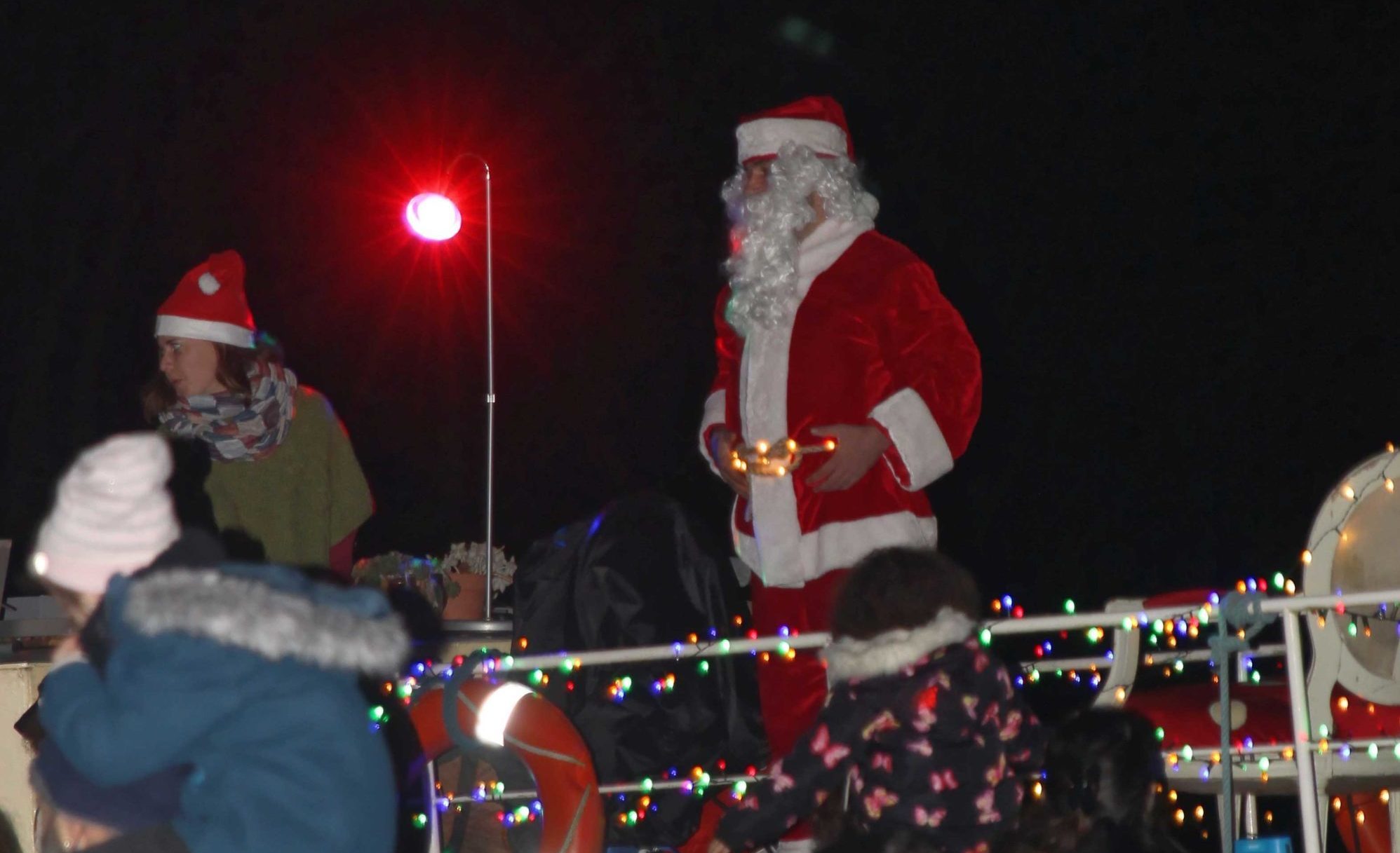 arrivée du père noel en bateau